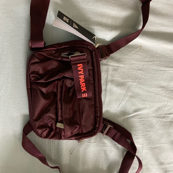 Adidas IVY PARK Harness Bag NWT Maroon - Picture 3 of 4